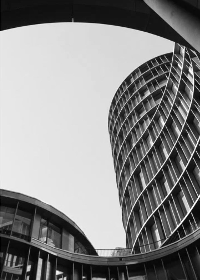 Fotografía de edificio moderno